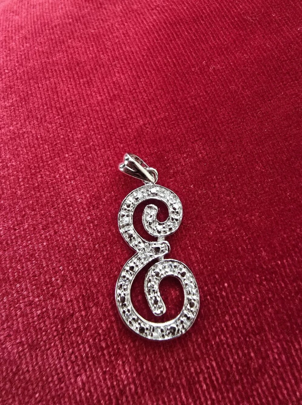Elegant Sterling Silver Initial Pendant Necklace In A Script E Design 925kt